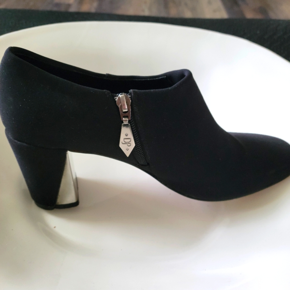 Donald J. Pliner Shoes
